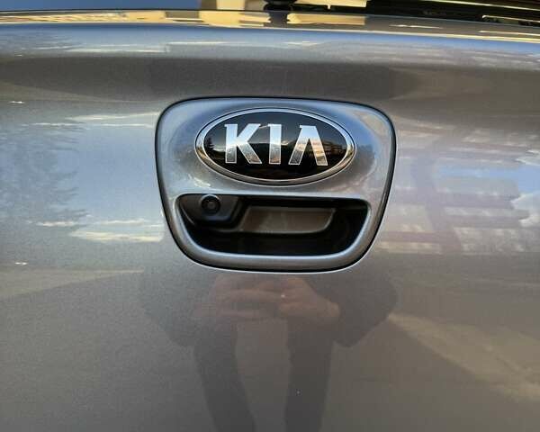 Сірий Кіа Ріо, об'ємом двигуна 1.59 л та пробігом 44 тис. км за 14500 $, фото 7 на Automoto.ua