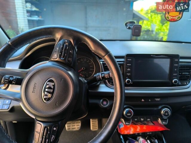 Серый Киа Рио, объемом двигателя 1.6 л и пробегом 49 тыс. км за 15500 $, фото 5 на Automoto.ua
