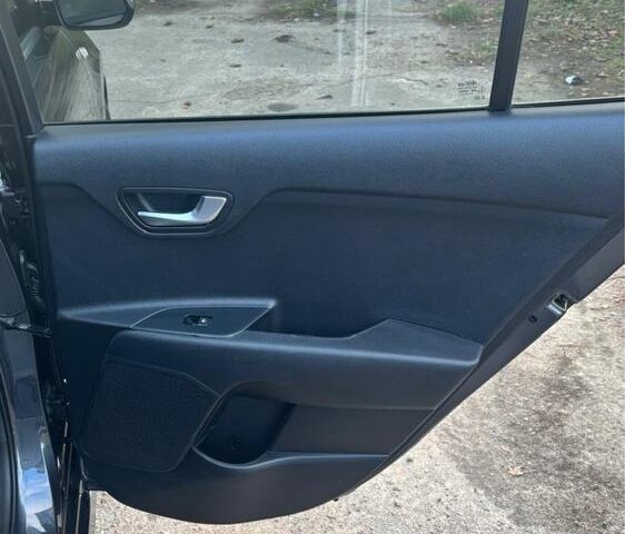 Сірий Кіа Ріо, об'ємом двигуна 1.4 л та пробігом 76 тис. км за 14200 $, фото 11 на Automoto.ua