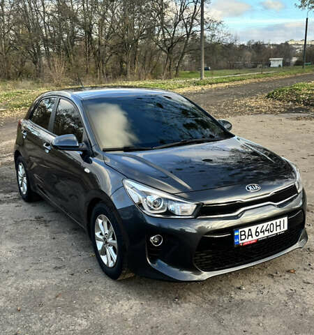 Серый Киа Рио, объемом двигателя 1.37 л и пробегом 73 тыс. км за 14200 $, фото 4 на Automoto.ua