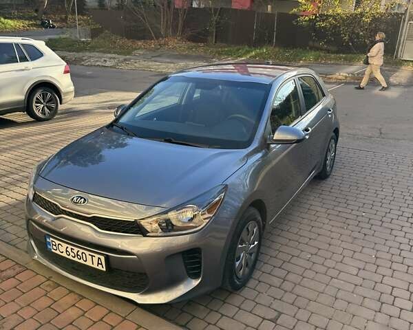 Сірий Кіа Ріо, об'ємом двигуна 1.59 л та пробігом 44 тис. км за 14500 $, фото 4 на Automoto.ua