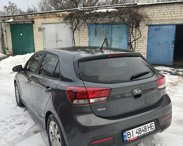 Сірий Кіа Ріо, об'ємом двигуна 1.4 л та пробігом 76 тис. км за 14200 $, фото 5 на Automoto.ua