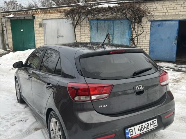 Сірий Кіа Ріо, об'ємом двигуна 1.4 л та пробігом 76 тис. км за 14200 $, фото 5 на Automoto.ua