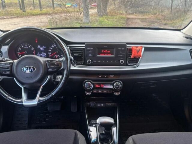 Сірий Кіа Ріо, об'ємом двигуна 1.4 л та пробігом 76 тис. км за 14200 $, фото 7 на Automoto.ua