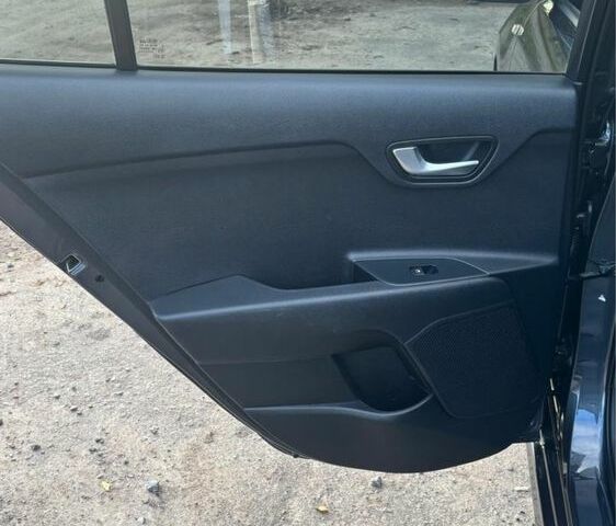 Сірий Кіа Ріо, об'ємом двигуна 1.4 л та пробігом 76 тис. км за 14200 $, фото 12 на Automoto.ua