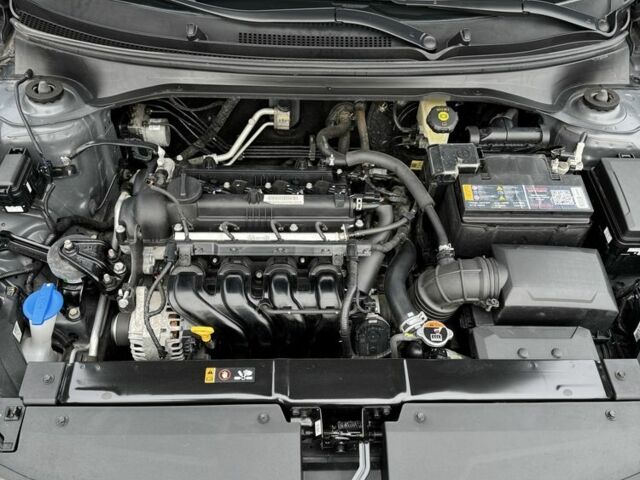 Сірий Кіа Ріо, об'ємом двигуна 1.6 л та пробігом 13 тис. км за 17999 $, фото 13 на Automoto.ua