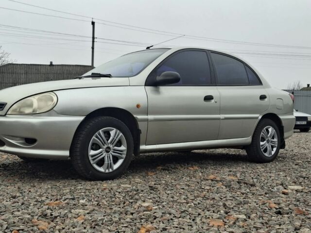 Серый Киа Рио, объемом двигателя 1.3 л и пробегом 230 тыс. км за 2750 $, фото 9 на Automoto.ua