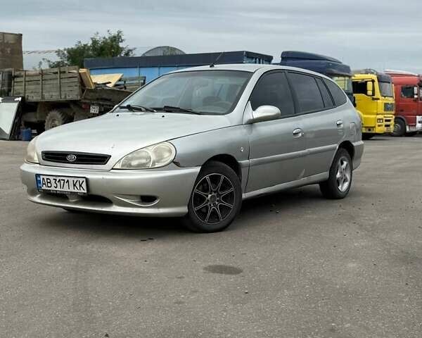 Серый Киа Рио, объемом двигателя 1.5 л и пробегом 250 тыс. км за 1700 $, фото 4 на Automoto.ua