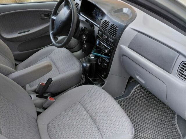 Серый Киа Рио, объемом двигателя 1.5 л и пробегом 96 тыс. км за 3013 $, фото 2 на Automoto.ua