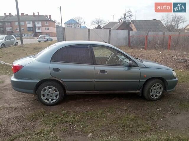 Серый Киа Рио, объемом двигателя 1.34 л и пробегом 330 тыс. км за 1950 $, фото 7 на Automoto.ua
