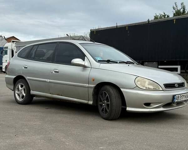 Серый Киа Рио, объемом двигателя 1.5 л и пробегом 250 тыс. км за 1700 $, фото 2 на Automoto.ua