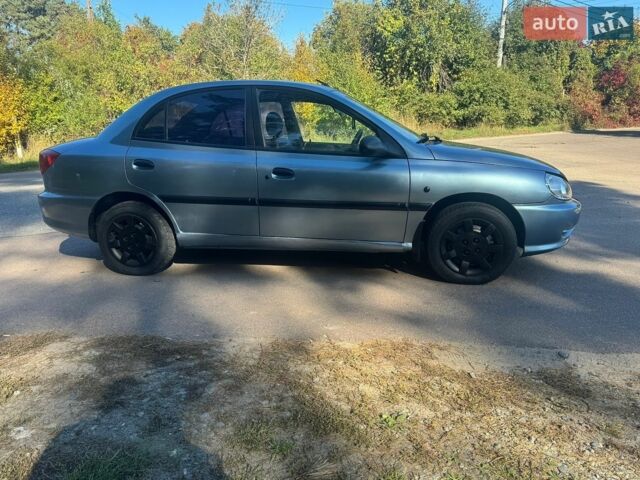 Серый Киа Рио, объемом двигателя 1.3 л и пробегом 354 тыс. км за 2200 $, фото 5 на Automoto.ua