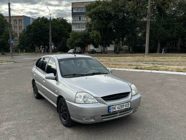 Серый Киа Рио, объемом двигателя 1.3 л и пробегом 180 тыс. км за 2107 $, фото 1 на Automoto.ua