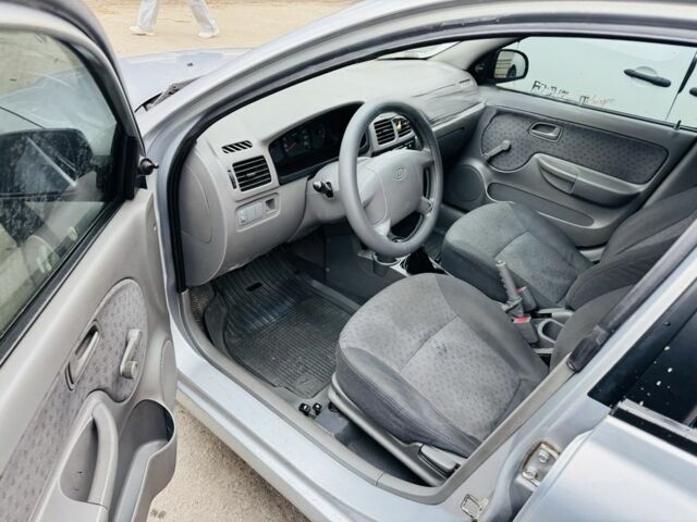 Сірий Кіа Ріо, об'ємом двигуна 1.4 л та пробігом 300 тис. км за 2300 $, фото 11 на Automoto.ua