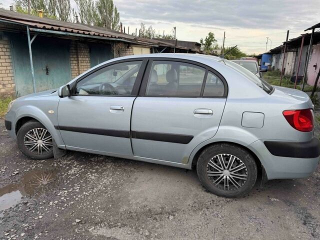 Сірий Кіа Ріо, об'ємом двигуна 0 л та пробігом 38 тис. км за 3300 $, фото 3 на Automoto.ua