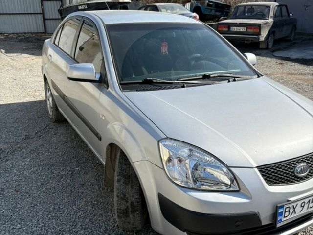 Серый Киа Рио, объемом двигателя 1.4 л и пробегом 177 тыс. км за 4150 $, фото 2 на Automoto.ua
