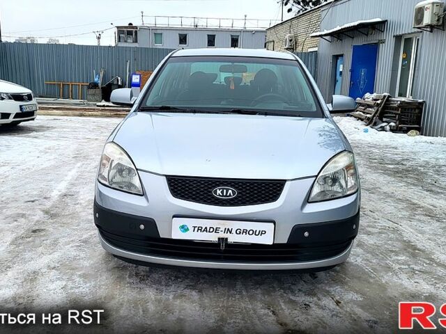 Серый Киа Рио, объемом двигателя 1.4 л и пробегом 24400 тыс. км за 4500 $, фото 2 на Automoto.ua