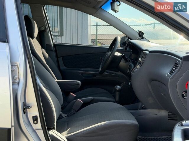 Серый Киа Рио, объемом двигателя 1.4 л и пробегом 215 тыс. км за 5190 $, фото 33 на Automoto.ua