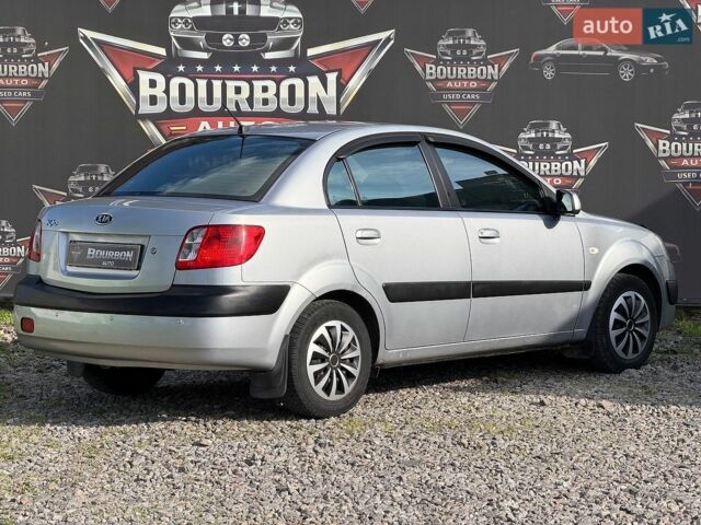 Серый Киа Рио, объемом двигателя 1.4 л и пробегом 215 тыс. км за 5190 $, фото 15 на Automoto.ua