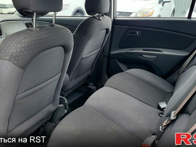 Серый Киа Рио, объемом двигателя 1.4 л и пробегом 24400 тыс. км за 4500 $, фото 8 на Automoto.ua