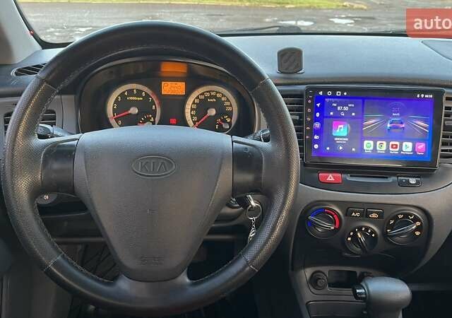 Сірий Кіа Ріо, об'ємом двигуна 1.4 л та пробігом 238 тис. км за 5700 $, фото 15 на Automoto.ua
