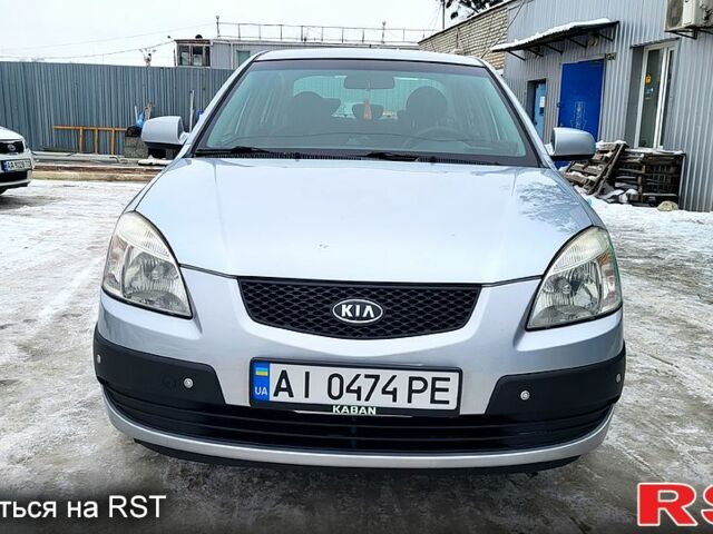 Серый Киа Рио, объемом двигателя 1.4 л и пробегом 24400 тыс. км за 4500 $, фото 11 на Automoto.ua