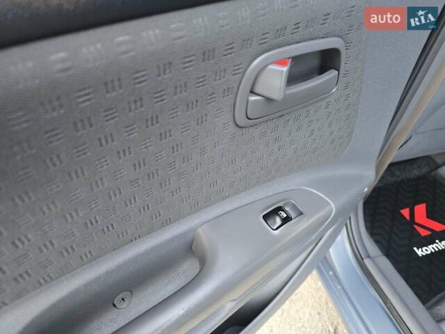 Серый Киа Рио, объемом двигателя 1.4 л и пробегом 153 тыс. км за 5499 $, фото 33 на Automoto.ua