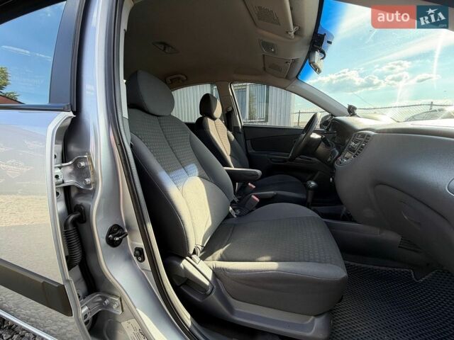 Серый Киа Рио, объемом двигателя 1.4 л и пробегом 215 тыс. км за 5190 $, фото 34 на Automoto.ua