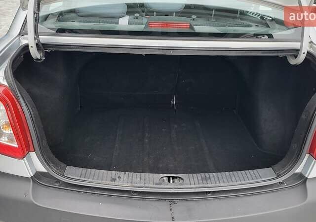 Сірий Кіа Ріо, об'ємом двигуна 1.4 л та пробігом 244 тис. км за 4500 $, фото 18 на Automoto.ua