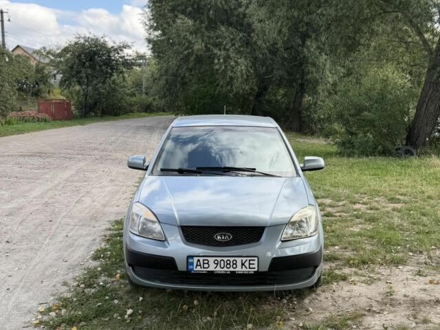 Серый Киа Рио, объемом двигателя 0 л и пробегом 188 тыс. км за 2697 $, фото 2 на Automoto.ua