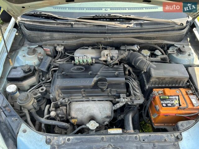 Серый Киа Рио, объемом двигателя 1.4 л и пробегом 256 тыс. км за 4100 $, фото 6 на Automoto.ua