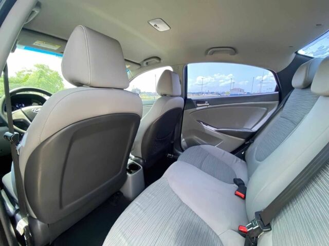 Серый Киа Рио, объемом двигателя 1.4 л и пробегом 197 тыс. км за 3611 $, фото 5 на Automoto.ua