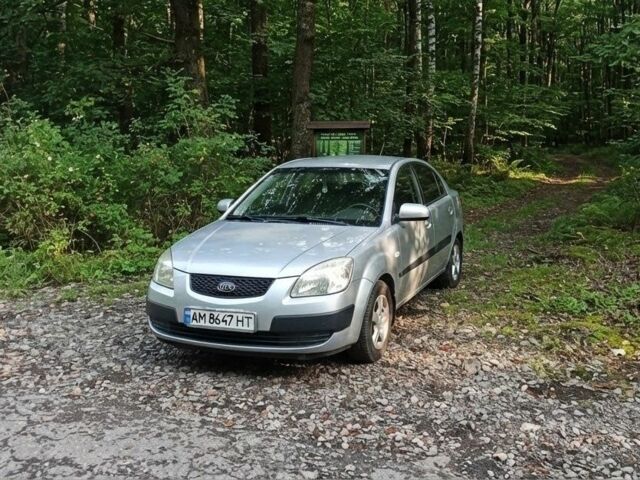 Сірий Кіа Ріо, об'ємом двигуна 0 л та пробігом 180 тис. км за 3213 $, фото 6 на Automoto.ua