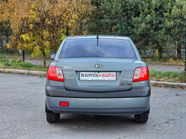 Кіа Ріо 2006 у Хмельницькому на Automoto.ua Сірий Кіа Ріо, об'ємом двигуна 1.4 л та пробігом 153 тис. км за 5499 $, фото 12 на Automoto.ua