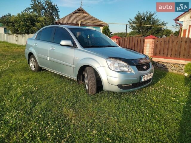 Серый Киа Рио, объемом двигателя 1.4 л и пробегом 230 тыс. км за 5200 $, фото 9 на Automoto.ua