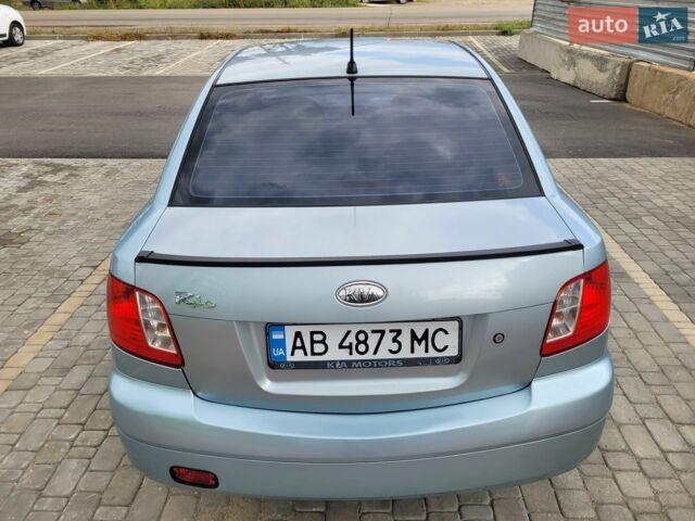 Серый Киа Рио, объемом двигателя 1.4 л и пробегом 230 тыс. км за 4999 $, фото 15 на Automoto.ua