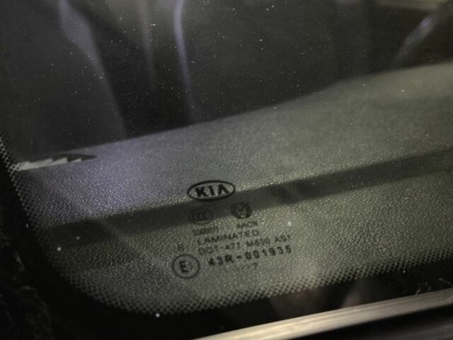 Серый Киа Рио, объемом двигателя 1.4 л и пробегом 220 тыс. км за 3700 $, фото 23 на Automoto.ua