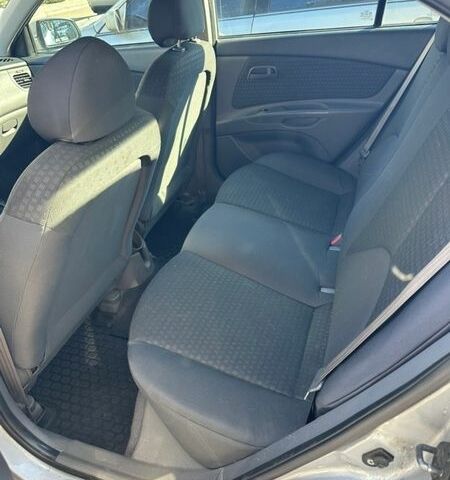 Серый Киа Рио, объемом двигателя 1.4 л и пробегом 244 тыс. км за 2900 $, фото 14 на Automoto.ua
