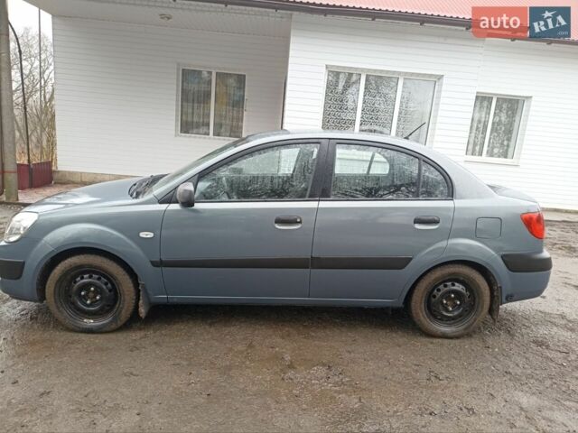 Сірий Кіа Ріо, об'ємом двигуна 1.4 л та пробігом 138 тис. км за 5650 $, фото 3 на Automoto.ua