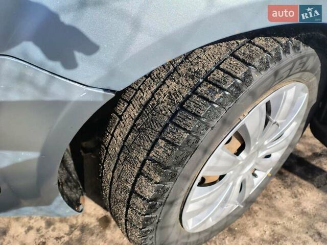 Серый Киа Рио, объемом двигателя 1.4 л и пробегом 236 тыс. км за 3300 $, фото 22 на Automoto.ua