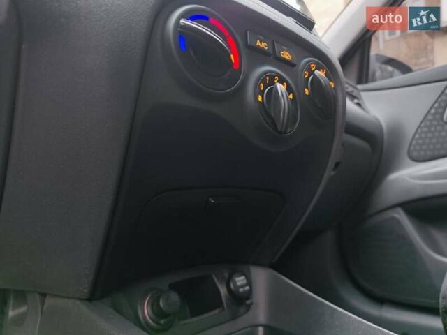 Серый Киа Рио, объемом двигателя 1.4 л и пробегом 94 тыс. км за 4900 $, фото 31 на Automoto.ua