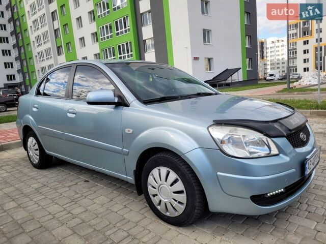 Серый Киа Рио, объемом двигателя 1.4 л и пробегом 230 тыс. км за 4999 $, фото 21 на Automoto.ua