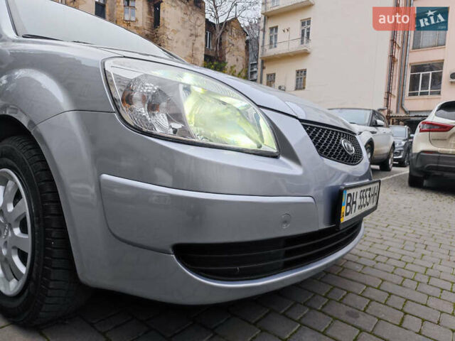 Серый Киа Рио, объемом двигателя 1.4 л и пробегом 94 тыс. км за 4900 $, фото 15 на Automoto.ua