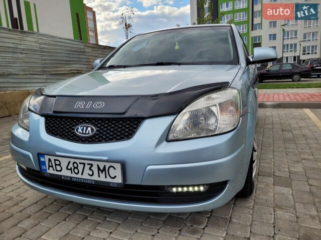 Серый Киа Рио, объемом двигателя 1.4 л и пробегом 230 тыс. км за 4999 $, фото 10 на Automoto.ua