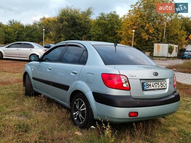 Серый Киа Рио, объемом двигателя 1.4 л и пробегом 176 тыс. км за 4600 $, фото 8 на Automoto.ua