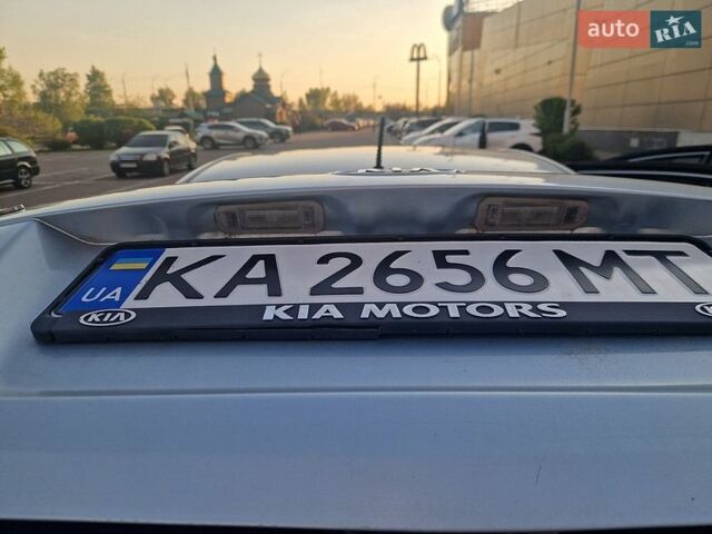 Серый Киа Рио, объемом двигателя 1.4 л и пробегом 170 тыс. км за 4000 $, фото 11 на Automoto.ua