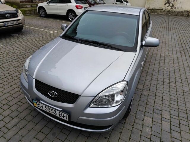 Сірий Кіа Ріо, об'ємом двигуна 1.4 л та пробігом 94 тис. км за 4900 $, фото 21 на Automoto.ua