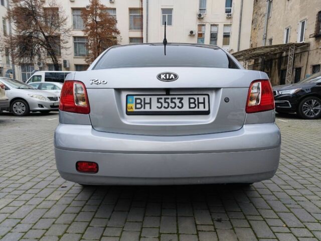 Сірий Кіа Ріо, об'ємом двигуна 1.4 л та пробігом 94 тис. км за 4900 $, фото 12 на Automoto.ua