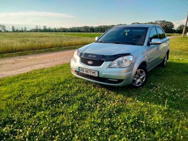 Сірий Кіа Ріо, об'ємом двигуна 1.4 л та пробігом 230 тис. км за 5200 $, фото 8 на Automoto.ua