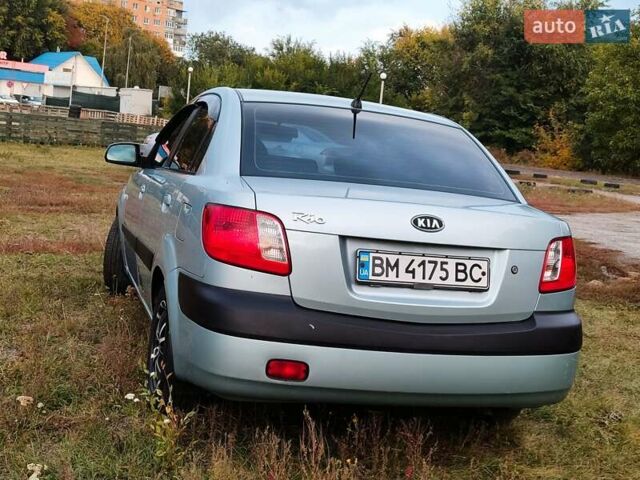 Серый Киа Рио, объемом двигателя 1.4 л и пробегом 176 тыс. км за 4600 $, фото 7 на Automoto.ua